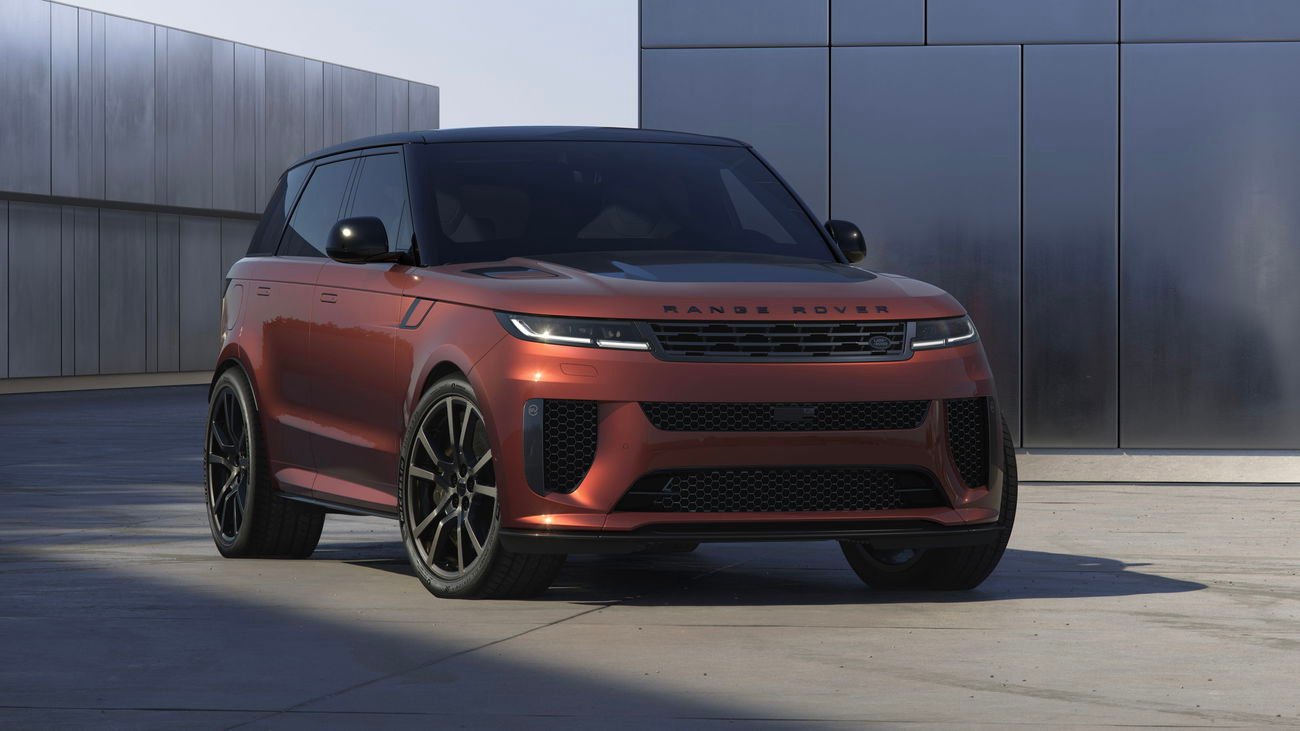 £165k Range Rover Sport SV Carbon Unveiled, Brings 76kg Weight Saving