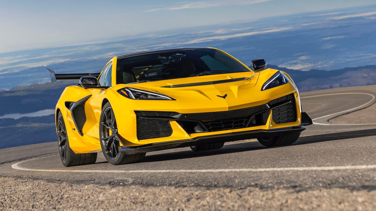 The Chevrolet Corvette ZR1 Has Been Around The Nürburgring, And It Looks Quick