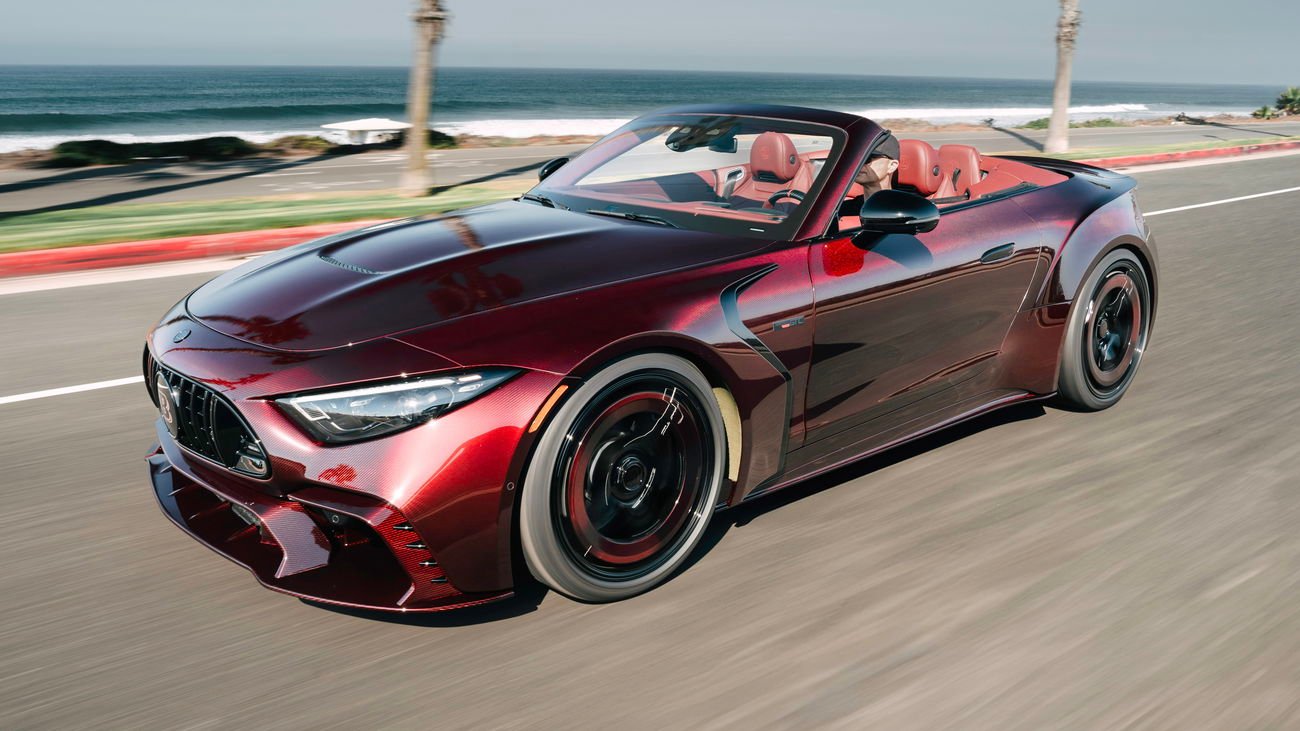 The 986bhp Brabus Rocket GTC Has Arrived To Make You Lose Your Hat