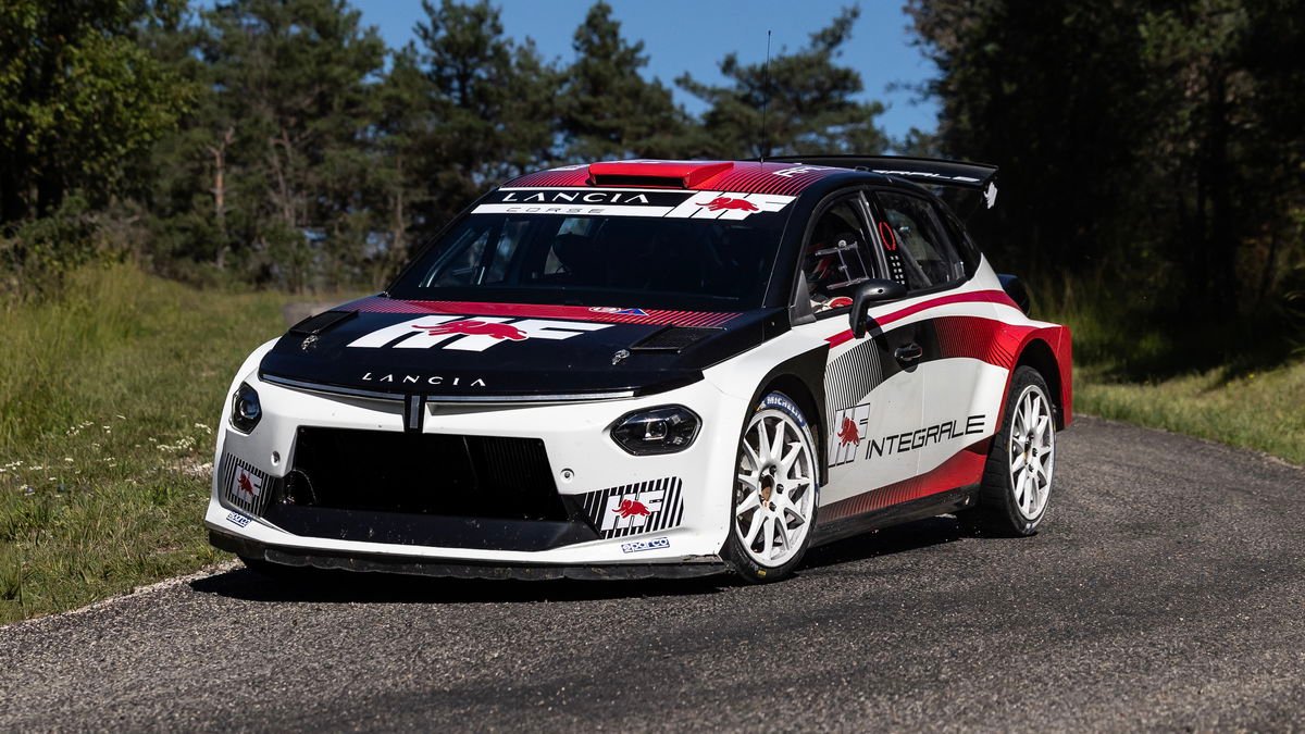 Lancia Revives HF Integrale Name With New Ypsilon Rally Car