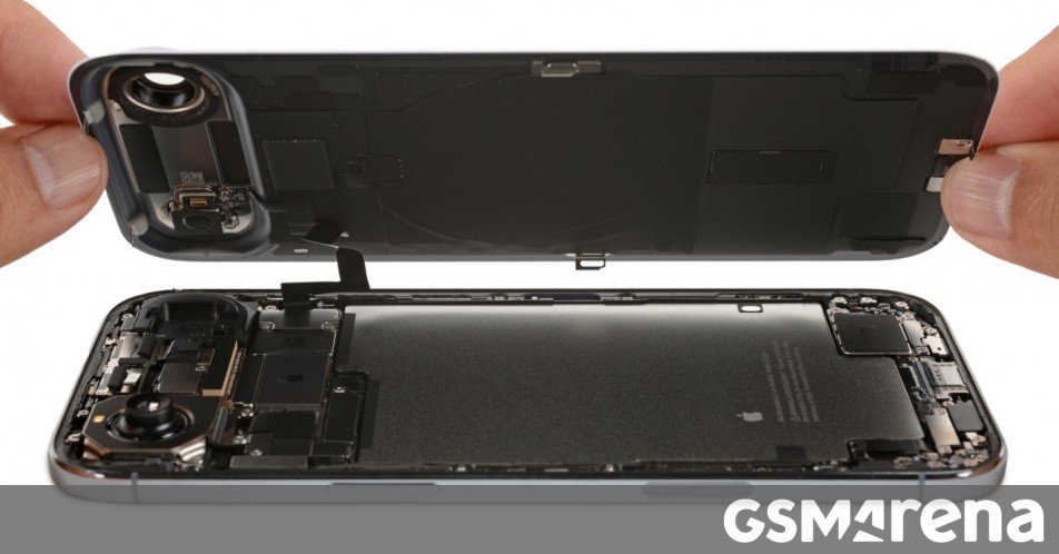 iPhone Air teardown reveals easy reparability and one cool trick