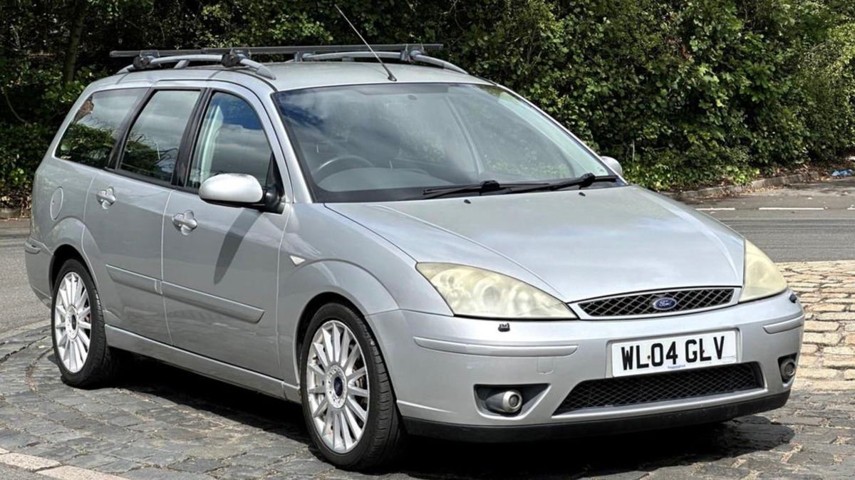 Mourn The Ford Focus ST With A Rare ST170 Estate For £2000