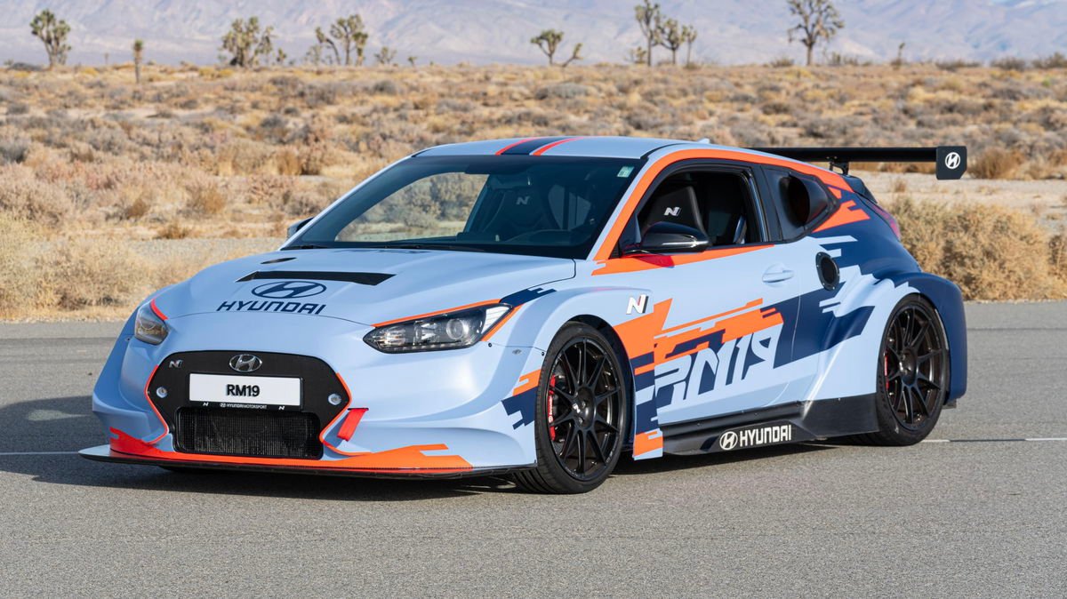 Hyundai Is Developing An Engine Just For Mid-Engined Cars