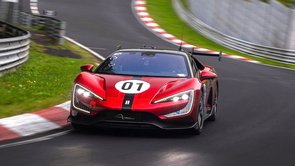 Yangwang U9 Extreme Snatches Roadgoing EV ’Ring Record