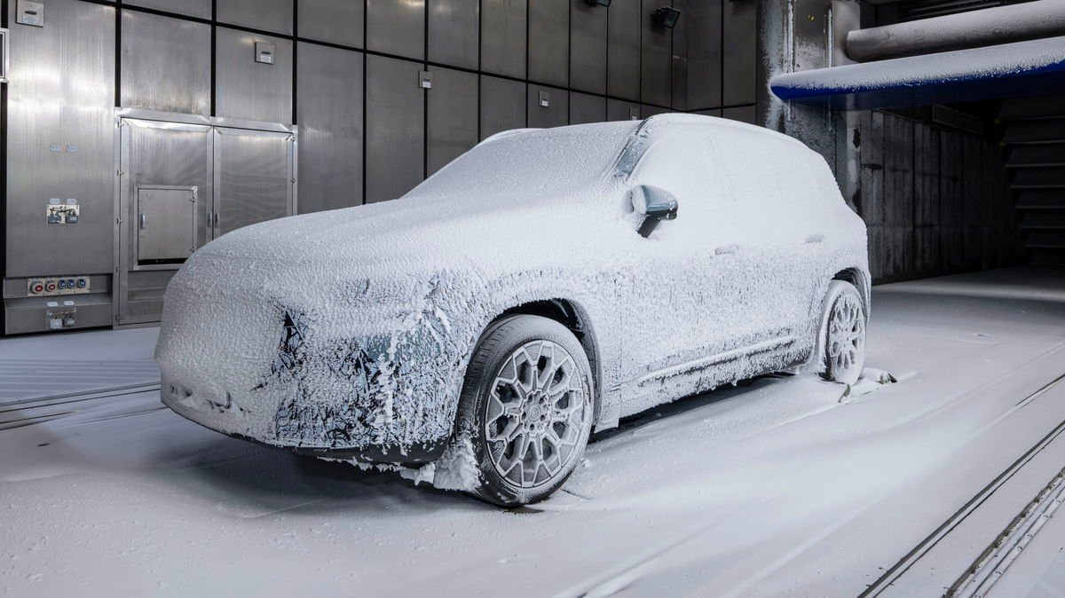 Here’s The New Mercedes GLB Hiding Under Lots Of Ice