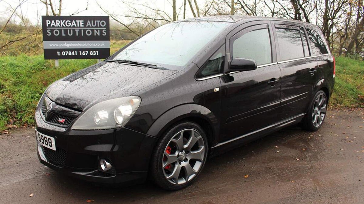 A Vauxhall Zafira VXR Is A Hilarious Value-For-Money Used Buy