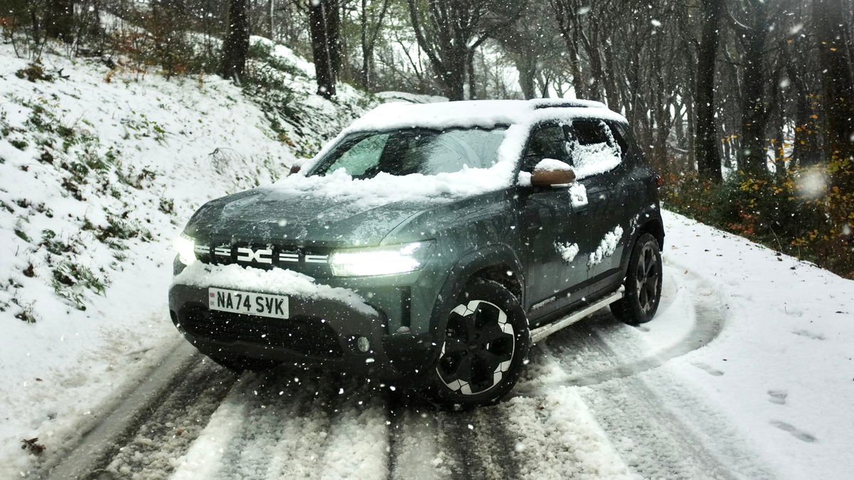 Dacia Duster Long-Term Report: Dacia-ing Through The Snow
