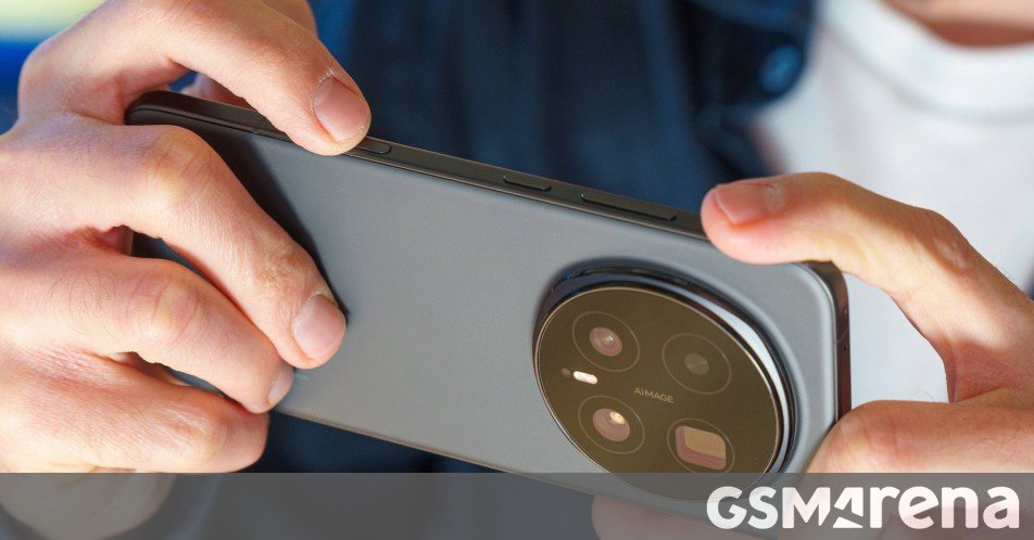 Honor Magic8 Mini colorways leak along with more details