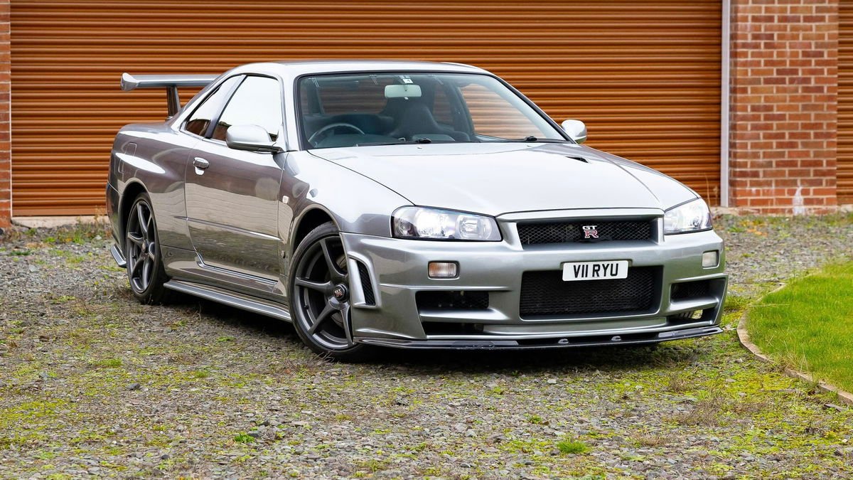 Kick Off 2026 Right With This Stunning Nissan Skyline GT-R V-Spec II